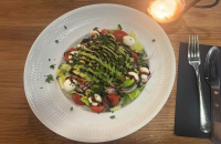 49. Avocadosalat